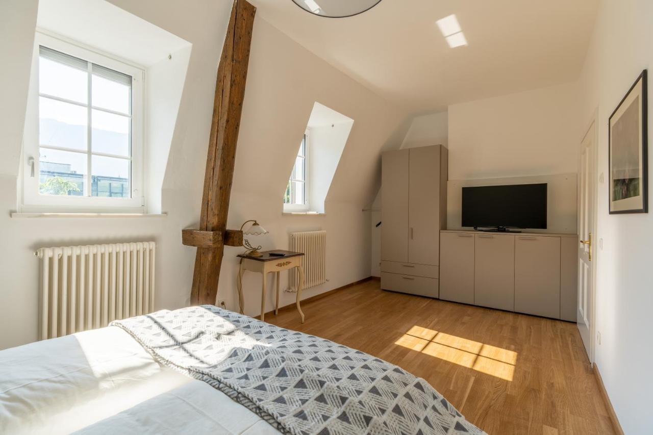 Villa Stubai - Penthouse In The Heart Of Мерано Екстериор снимка