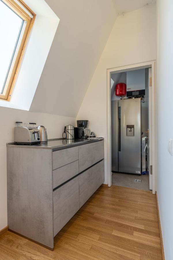 Villa Stubai - Penthouse In The Heart Of Мерано Екстериор снимка
