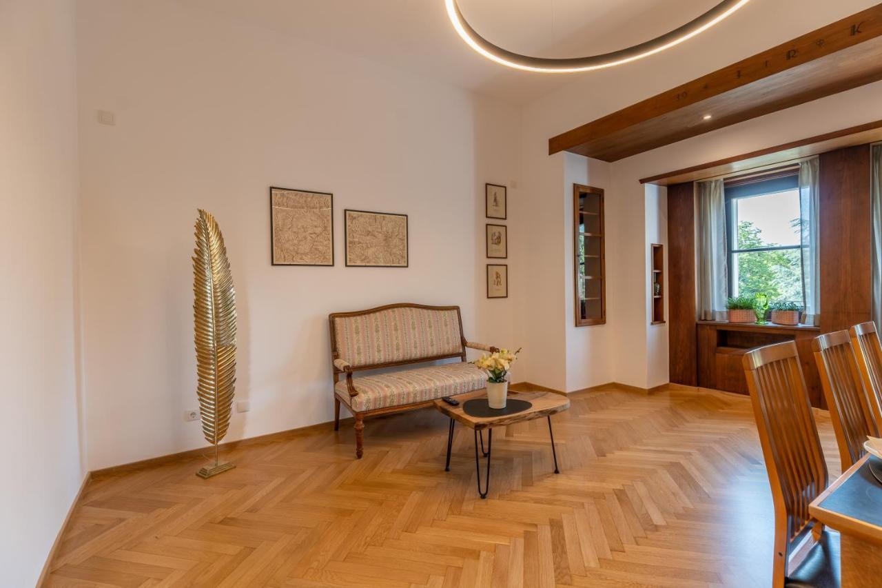 Villa Stubai - Penthouse In The Heart Of Мерано Екстериор снимка